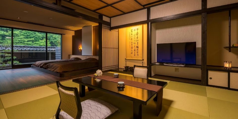 Hotel reservation service